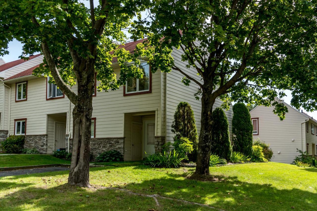 Initial - Sylvestre - Mont-sainte-anne Apartment